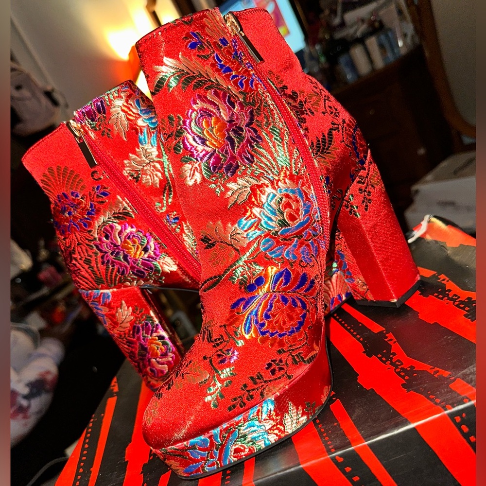 Size 8.5